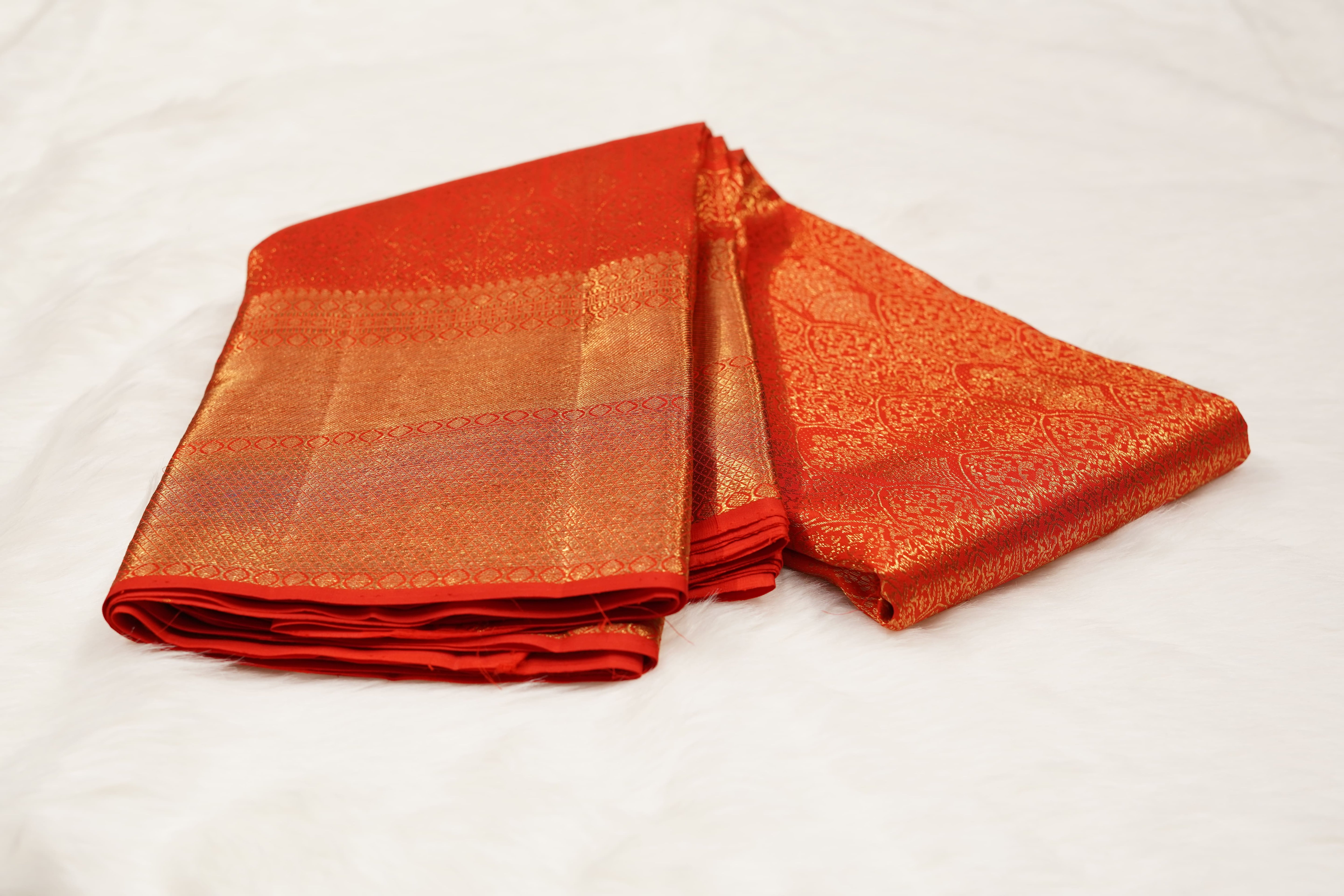 Red Pure Silk Saree with Intricate Gold Jacquard Weave and Grand Zari Pallu