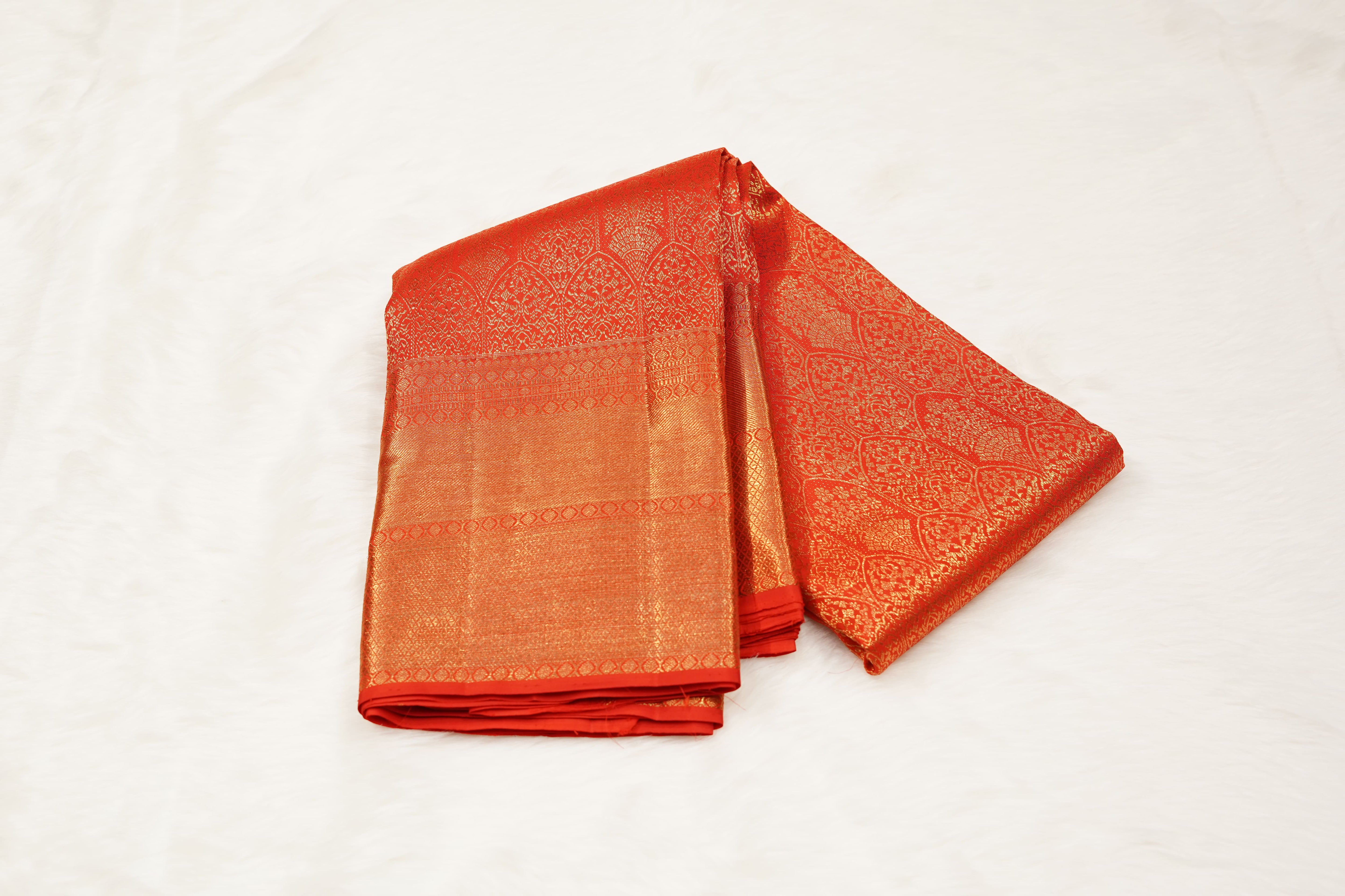Red Pure Silk Saree with Intricate Gold Jacquard Weave and Grand Zari Pallu