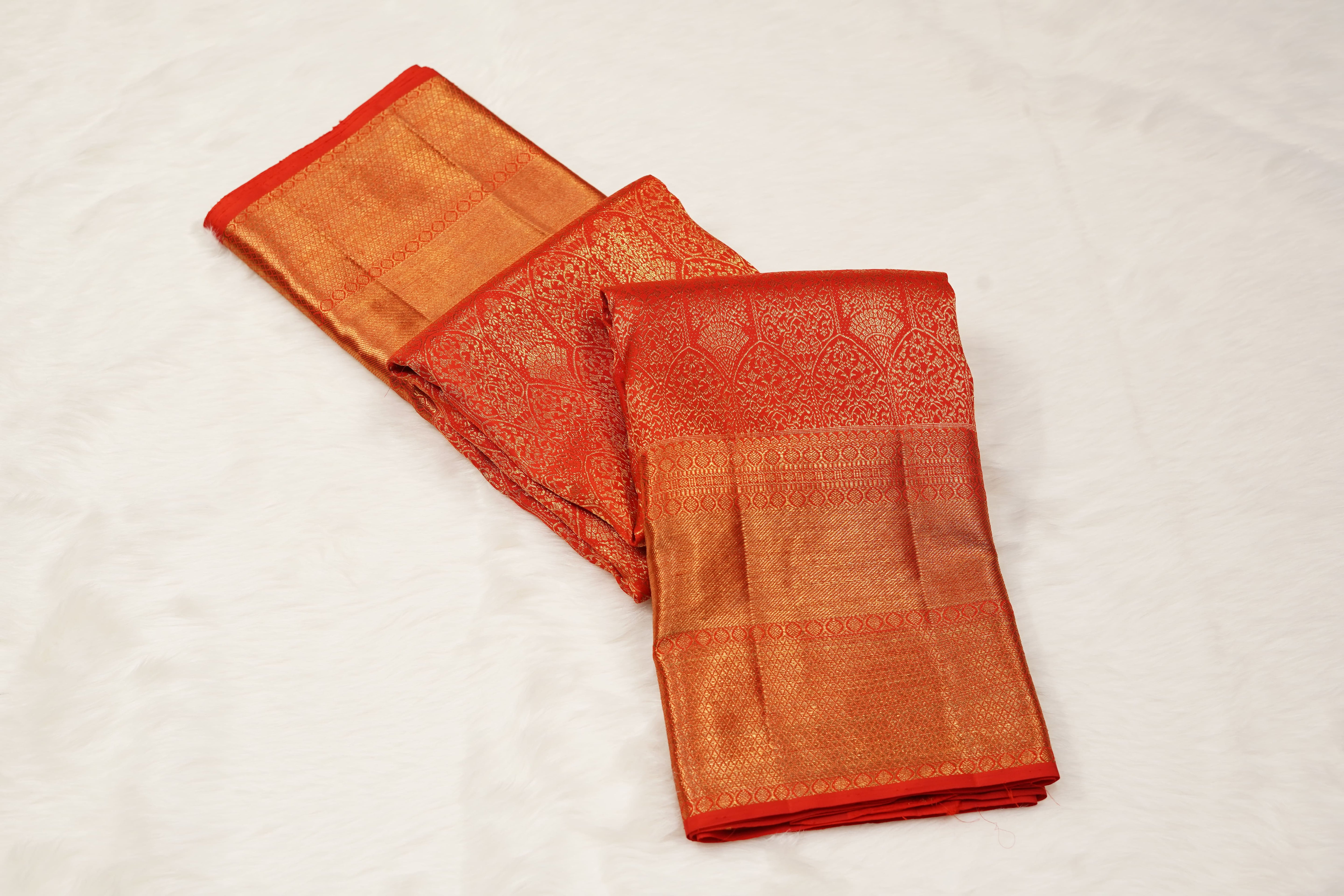 Red Pure Silk Saree with Intricate Gold Jacquard Weave and Grand Zari Pallu