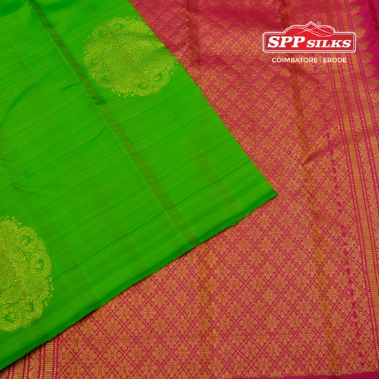 Green Kanchipuram silk saree