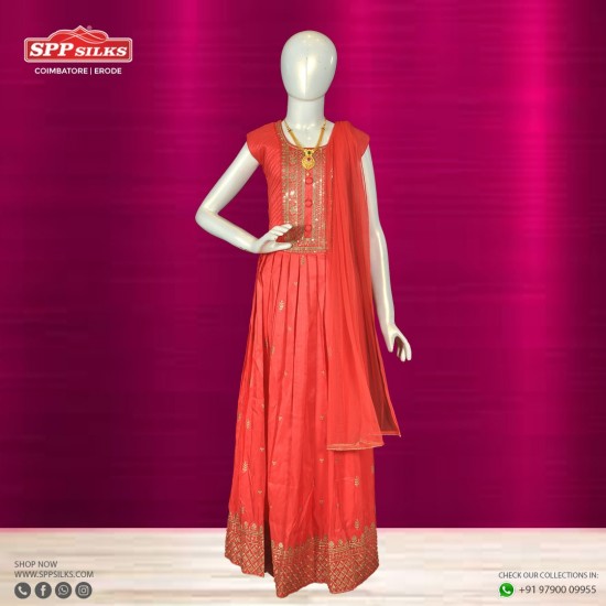 Red anarkali