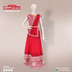 Red salwar